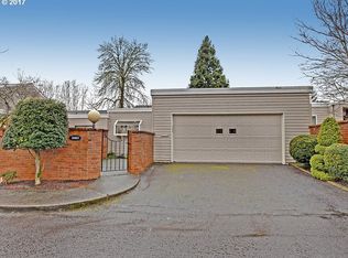 16663 SW Monterey Ln, King City, OR 97224