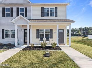 200 Justice Farm Dr, Sneads Ferry, NC 28460