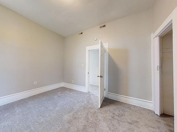 5th image of 3209 W 46th St APT 2