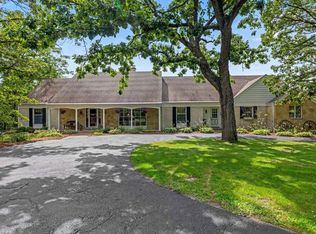 W290S4827 Parke Ln W, Waukesha, WI 53189