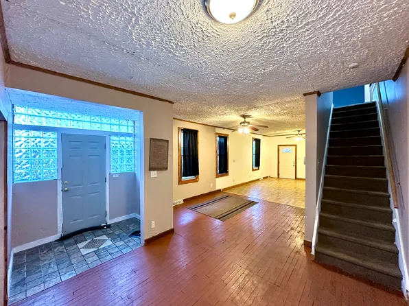 1708 Moravia St, New Castle, PA 16101