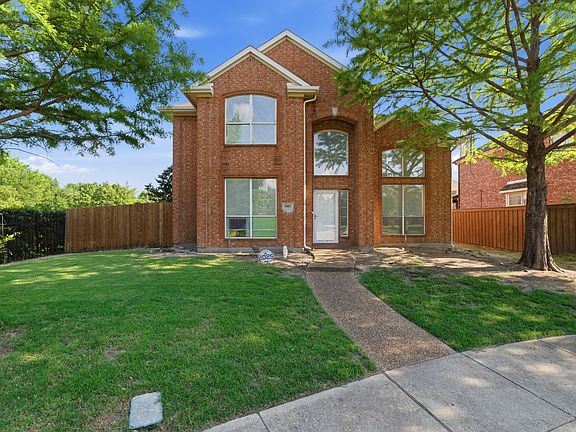 3rd image of 5001 Spicewood Dr