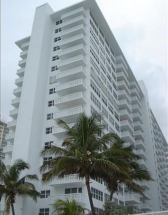 5th image of 4010 Galt Ocean Dr APT 1414
