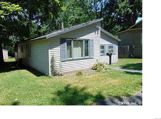 112 Elm St, North Syracuse, NY 13212
