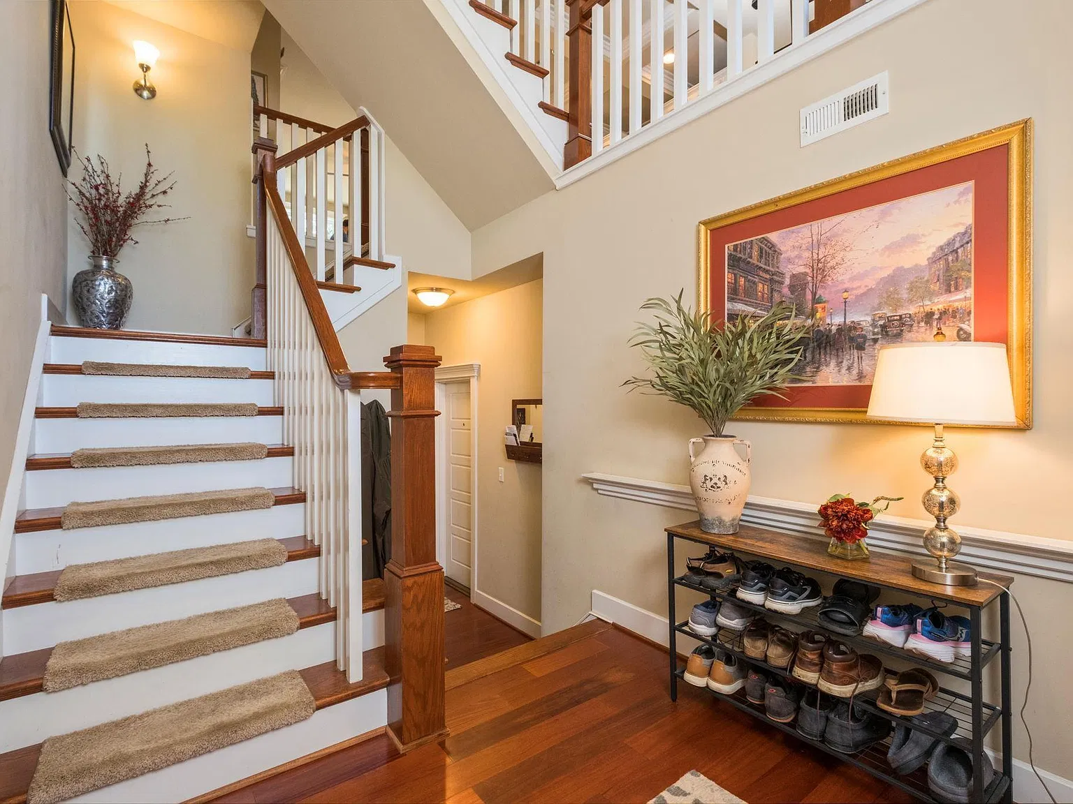 4 bed, 3.5 bath, 2558 sqft, $3,100 — Photo 3