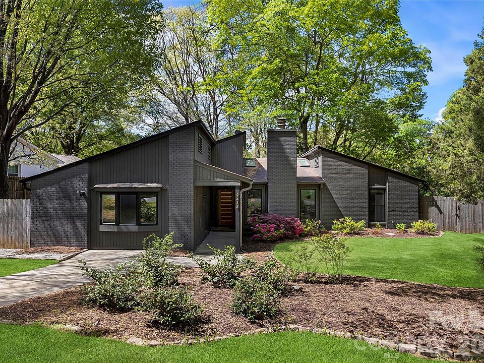 1st image of 6212 Sellars Ct