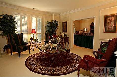 5th image of 4417 Briar Hollow Dr