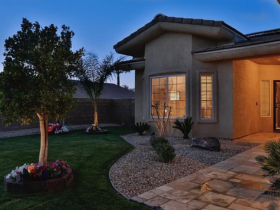 5th image of 67942 Ava Ct