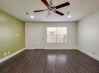 1101 Grove Blvd APT 301, Austin, TX 78741