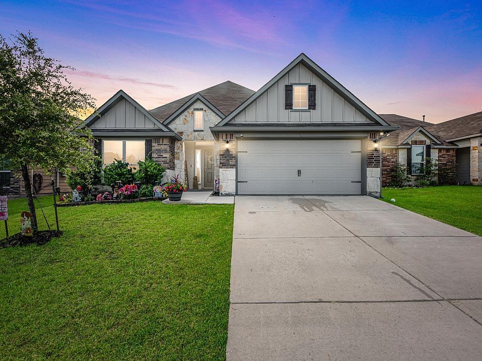 1st image of 108 Alessandra Way
