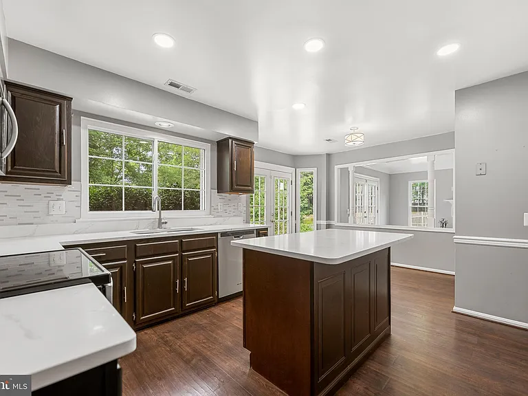2985 Marsh Hawk Dr — Photo 5
