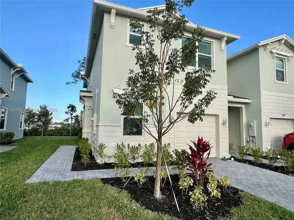 357 SE Crossoak Ln #357, Pt Saint Lucie, FL 34984