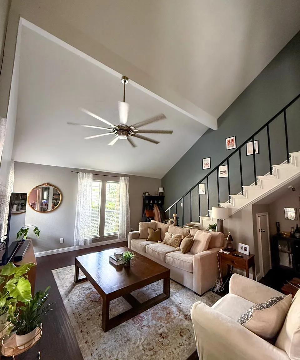2 bed, 1344 sqft, $1,999 — Photo 3