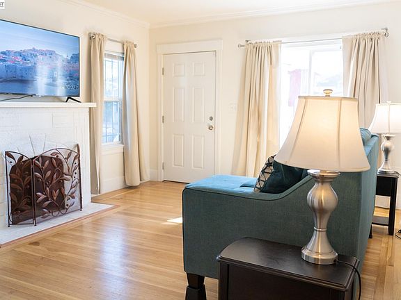4th image of 2921 Havenscourt Blvd