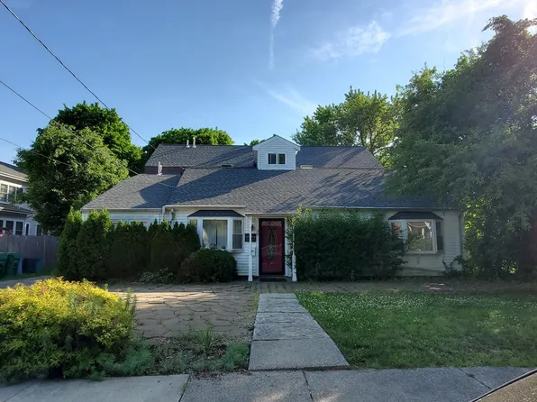 58 Bontempo Rd, Newton, MA 02459