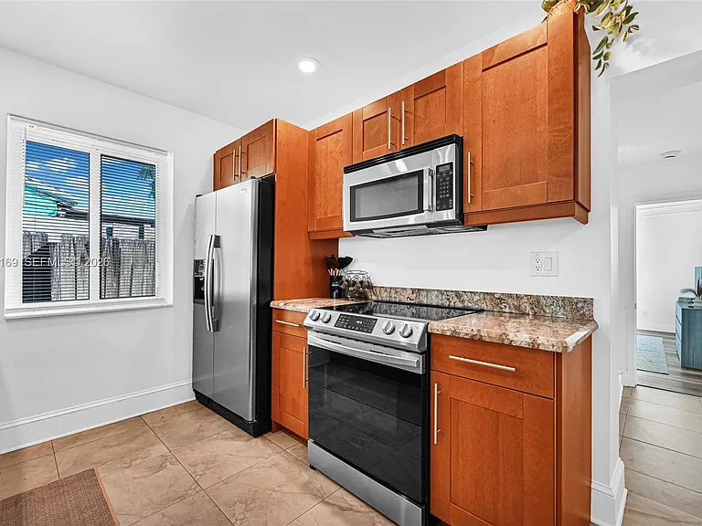 1328 N Andrews Ave — Photo 11
