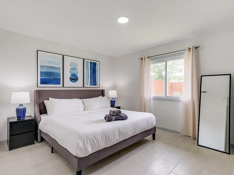 2412 Pebblebrook Trl — Photo 5