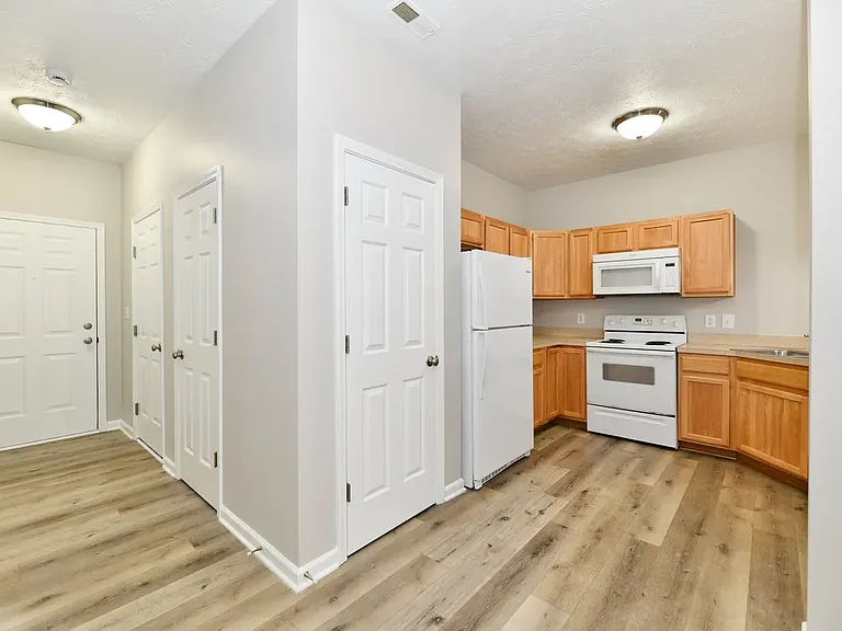 10454 Platinum Dr — Photo 11