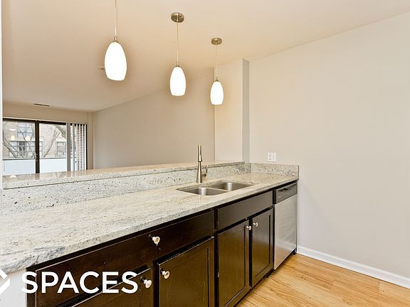 2nd image of 1720 N Halsted St APT 105
