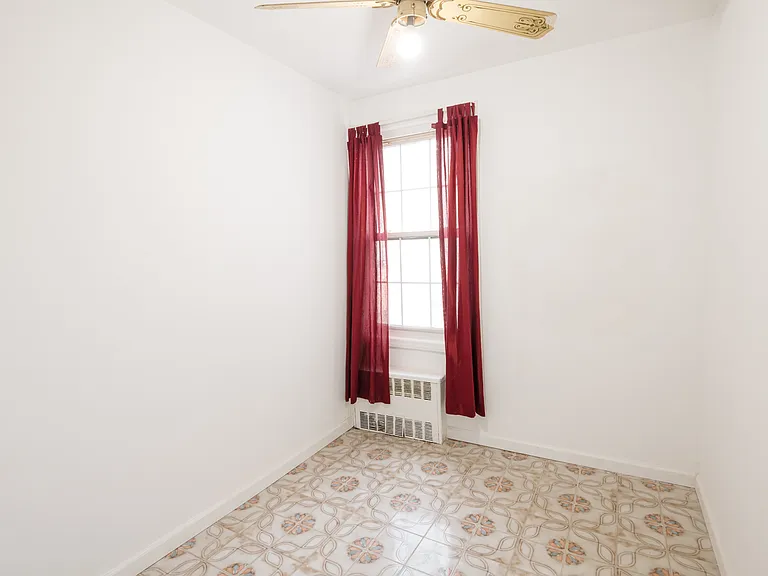 7111 19th Ave #1 — Photo 7