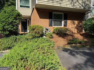 40 Dunwoody Springs Dr, Sandy Springs, GA 30328