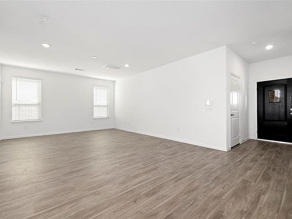 3rd image of 1021 Laguna Edge Dr