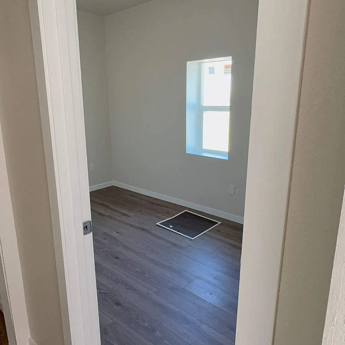 2 bed, $700 — Photo 4
