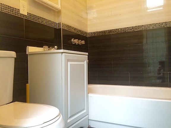 4th image of 1137 Flatbush Ave #1