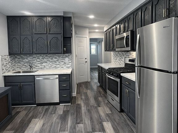 2nd image of 59 Sherman Pl Floor 2