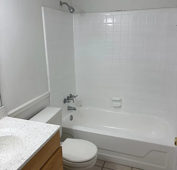 207 Lovelace Dr #5 — Photo 8