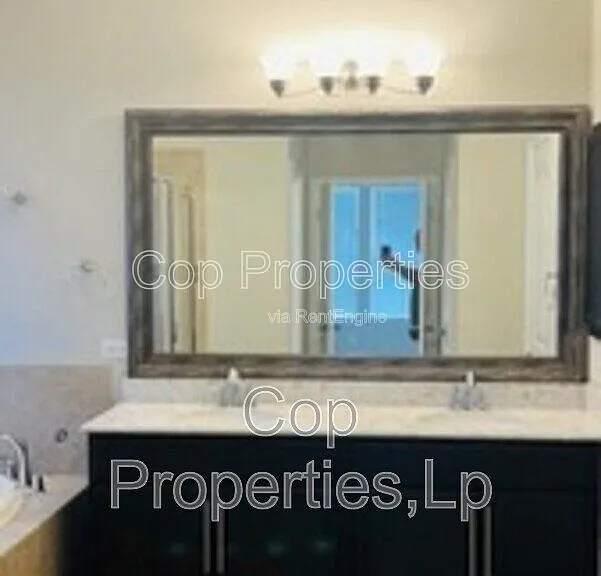8221 Dublin Frst — Photo 13