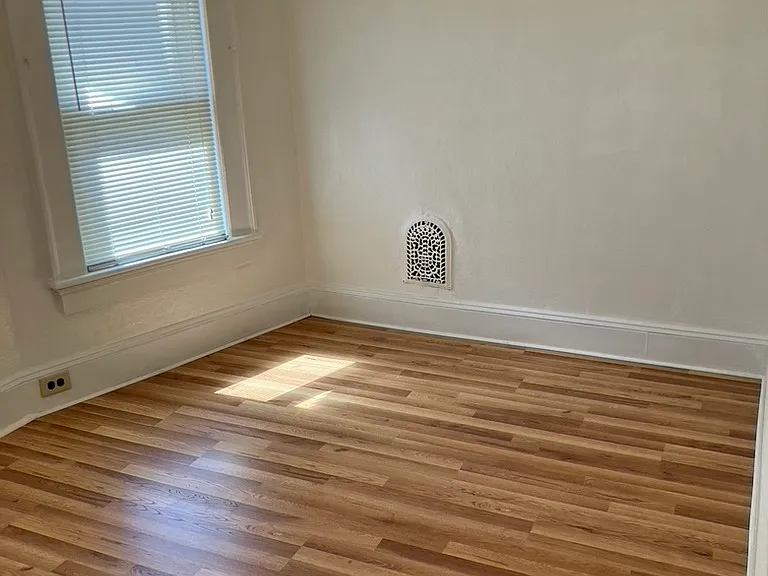 807 Grandview St — Photo 25