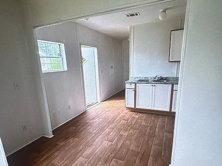 4405 Old Jeanerette Rd — Photo 4