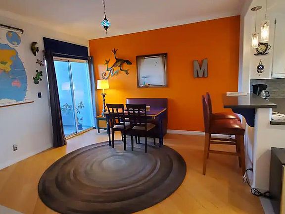 5th image of 812 Vernon Ave #3