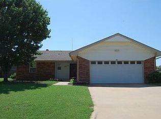8 N Rice Ave, Shawnee, OK 74804