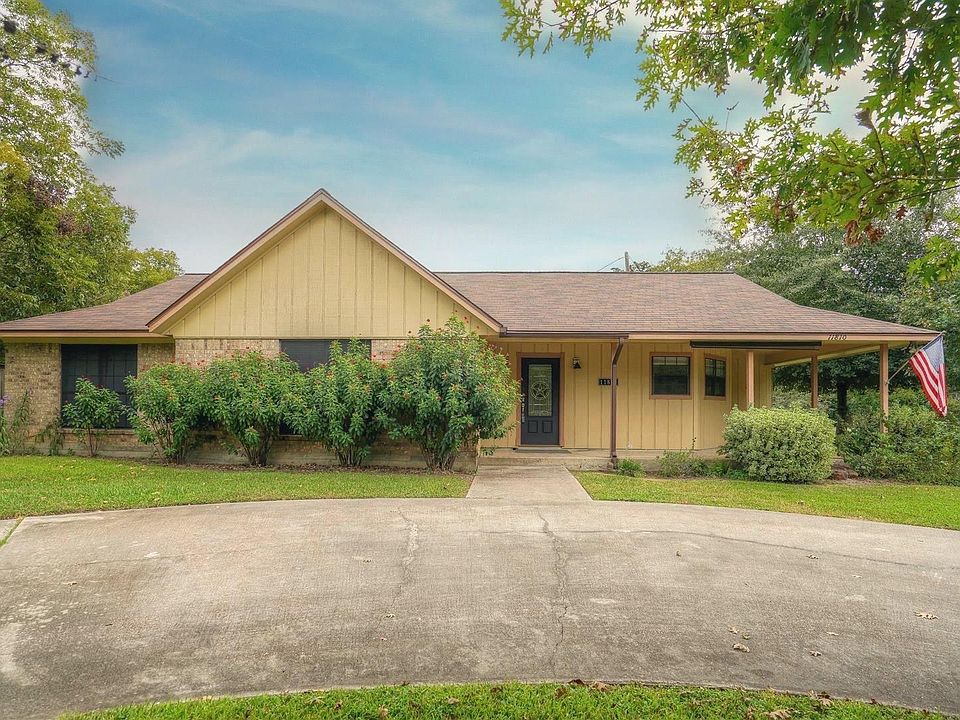 1st image of 11810 Lakeview Manor Dr