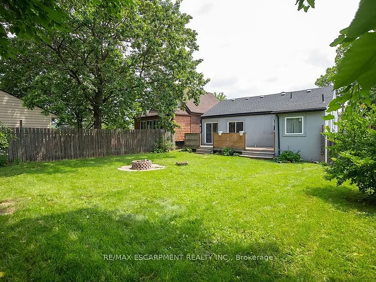 57 Division St — Photo 36