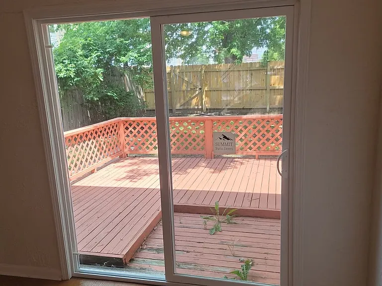 15907 Debra Dr — Photo 31