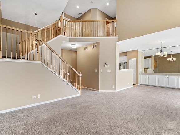 4th image of 101 Fairway Dr #101