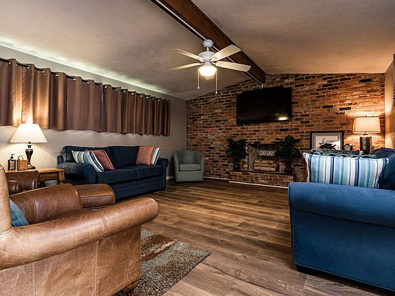 5th image of 2565 W Coral Way
