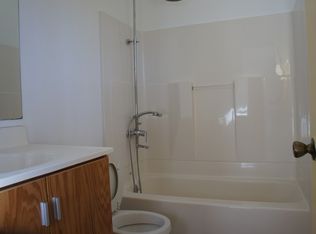 1374 Country Downs Dr, Norcross, GA 30093