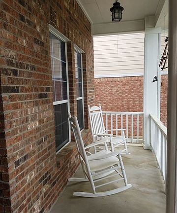 2nd image of 23118 Airedale Ln