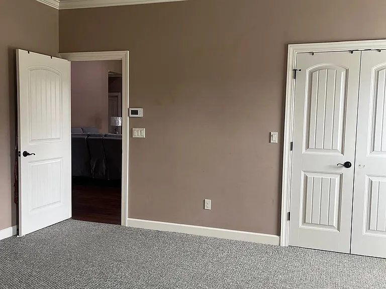 1005 Mark Cir — Photo 6