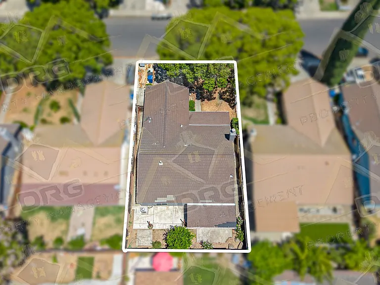 3524 Hallsboro Ct — Photo 31