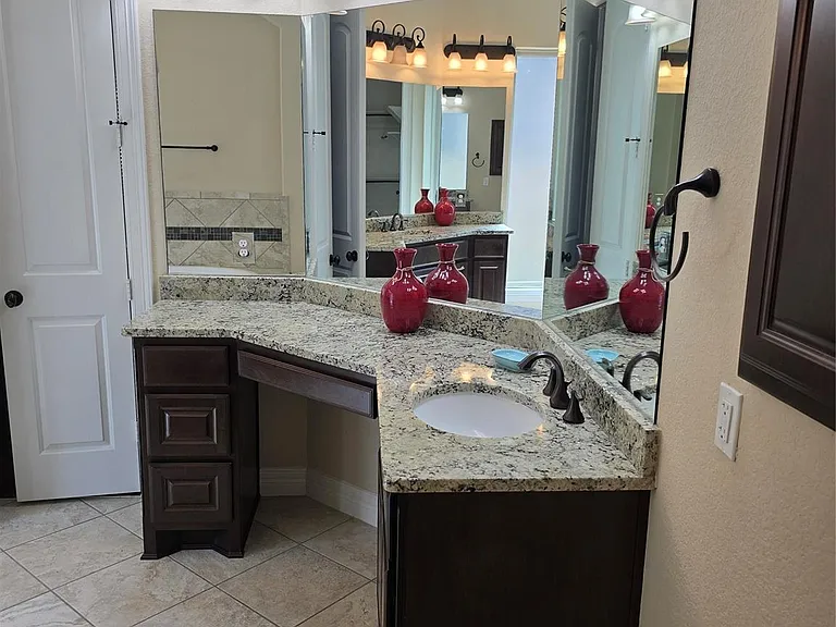 10 Val Delsa Ct — Photo 13
