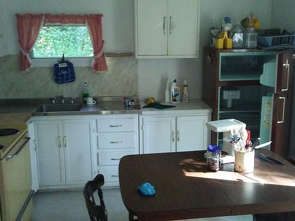3rd image of 1853 W Bybee Ct