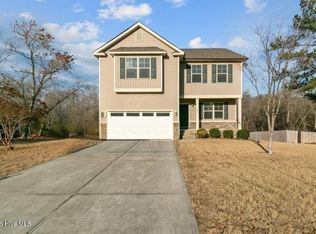 204 Sandy Springs Rd, Aberdeen, NC 28315