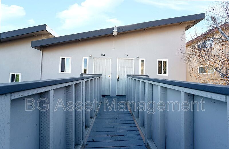 1st image of 116 Avian Dr