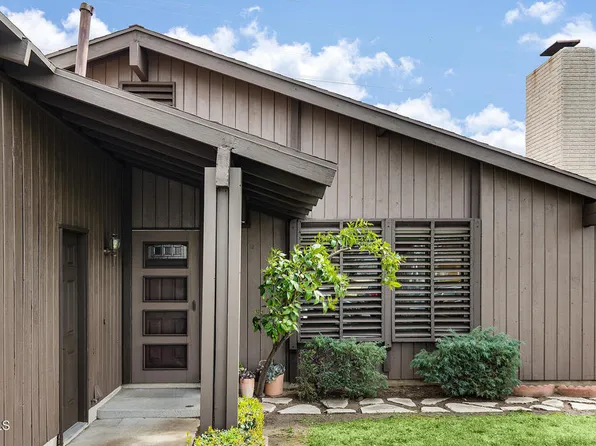 25300 Via Dona Christa, Santa Clarita, CA 91355