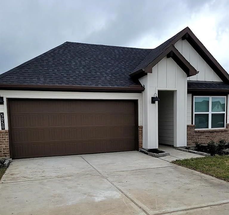 1st image of 5050 Pine Haven Ln